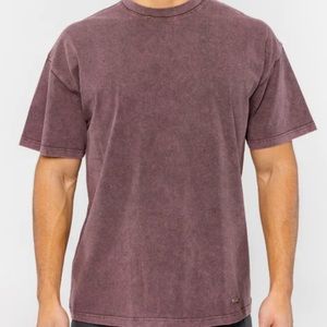 ESNTLS Oversized T-Shirt